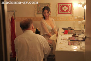 【jur00380】身も心も相性抜群の2人ー。’想い’と’唇’が重なる濃密接吻ソープ めぐり