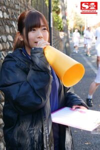 【ssni00445】嫌な顔しないで汗臭チ●ポを笑顔挟射してくれる献身パイズリ性処理マネージャー 羽咲みはる