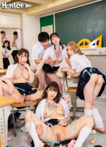 【huntb00355】「ウチらがその性欲全部吸い取ったげる！」100人喰いのヤリマンたちも痙攣するほどイカされまくり！転校して来た男子は性欲モンスターなんです！