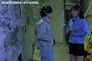 【roe00249】「私が温めてあげる」 電気さえも止められた雪降る夜 互いの温もりを熱く求め繋がりあう 近親中出し相姦 吉永塔子