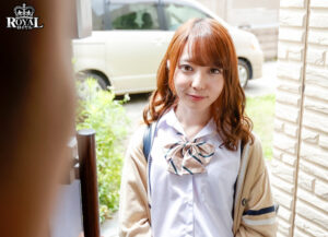 【royd00109】ギャル化した華奢ちっぱい従妹の挑発パンチラ誘惑で、理性が吹き飛び中出し連射。 野々宮あめ