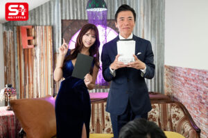 【sone00724】七ツ森りりに見下されながらSEXを教えてもらいたい男たち!「ねえキミ童貞?」しごかれるほどにヌケて学べる七ツ森式HOW TO SEX!!「ぼくは絶対に、七ツ森りりをイカせたい。」