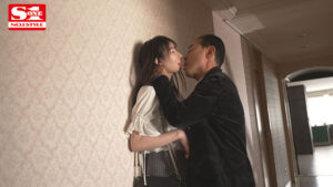 【ssis00841】業界No.1ボディ細腰グラドルと本番アリ回数制限ナシ愛人契約で肉欲はき出す 汗・愛液・潮 汁だく不倫性交 山手梨愛