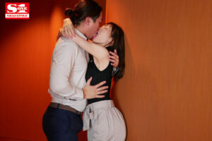 【ssis00979】交わる体液、濃密セックス 完全ノーカットスペシャル 仁藤さや香