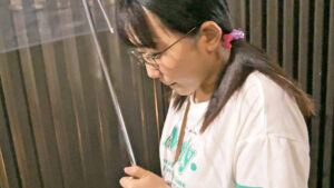 【h_491next00005】金曜 午後9時 補導前05 眼鏡の地味子はまだまだ初心で気弱な陰キャだったのに悪い大人に調教されてマ●コをビショビショに濡らして中出しがクセになっちゃった話