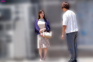 【1hawa00333】結婚して21年、平凡な生活を送る主婦。最近、年齢を重ねるごとに心が冷めていくのを感じる…もう一度だけ10代の頃のようにキスしただけでドキドキする燃えるようなSEXがしたい。1日限定彼氏と最初で最後の不貞中出しSEXさゆりさん(42歳)練馬区在住 子供:娘(19歳)