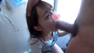 【bigc00004】小さい女の子に巨大チ〇ポ超デカマラでちびワレメ肉マクレ返る激ピストン悲鳴悶絶イラマ泣き&痙攣イキ潮噴射止まらないオマ●コに中出し精子漬けぶっ壊れるまでハメ撮り巨編