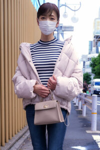 【h_1472instv00628】借金返済 肉体で返すつもりが…激しすぎるセックスに沼ってしまう五十路熟女