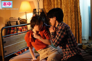 【hmn00457】中出し小便少女に堕とされて… 親友の彼女がこっそりオナクラで働いていたので、僕が代わりにNG無し!無制限中出しOKの小便ぶっかけ種付けソープ嬢に堕としてヤッた。 花狩まい