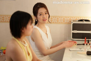 【juq00344】専属1周年記念、しなやかな肢体が魅せるソーププレイ初・解・禁！！ 身も心も相性抜群の2人-。‘想い’と‘唇’が重なる濃密接吻ソープ 藤かんな