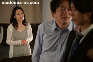 【juq00877】愛を認めさせたくて妻と絶倫の後輩を2人きりにして3時間…抜かずの追撃中出し計16発で妻を奪われた僕のNTR話 藤かんな