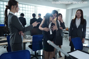 【jur00314】『時間が止まる』タイムカード ～遅刻魔の僕に厳しい女上司に仕返しできる悪魔のカード～