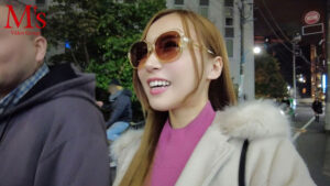 【mvsd00559】ハシゴ酒!逆ナンパ!小便大好き変態お姉さんが笑顔でガブ飲み飲尿トゥナイト 飲めば飲むほどエロくなる!ションベンまみれのハイテンションごっくんFUCK 朝倉ここな