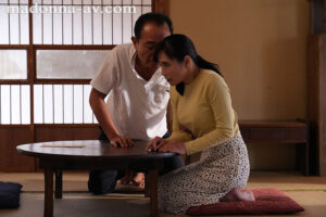 【roe00158】解禁 本格緊縛作品 緊縛ペットになった母 家賃滞納、進学する息子の為に…。 平岡里枝子