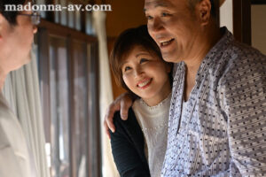 【roe00368】帰省したら、祖父と母がデキていた。 あの日、見てしまった出来事が僕を生涯≪熟女好き≫に変えた―。 桐岡さつき