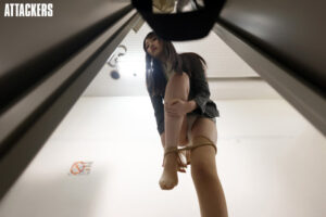 【same00015】オフィスレディの湿ったパンスト 香椎花乃