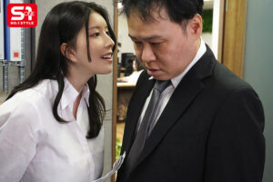 【sone00574】あなたのパートナーが目の前にいる時を狙う ささやき淫語・パイズリ・背徳感で絶対NTR(寝取る)誘惑美女 凪ひかる