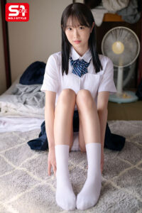 【sone00604】親戚おじさんの家に預けられた10代の私は気持ち悪いと思いながらカラダを舐められハメられていました。 白上咲花