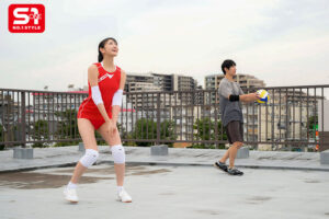 【sone00744】後輩の頼みは絶対に断らない バレー部の優し~い’みつは先輩’に本気で甘えたらSEXできた話 明日葉みつは