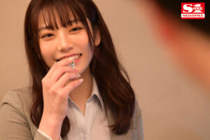 【ssis00586】出張先で軽蔑している中年セクハラ上司とまさかの相部屋に…朝まで続く絶倫性交に不覚にも感じてしまった私 河北彩花