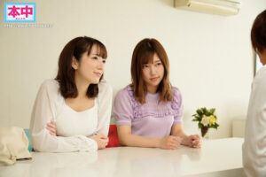 【hmn00265】彼女にセフレがいるのがバレちゃったボク… 10発抜いたほうが本命彼女の射精させまくりスワッピング!彼女とセフレのセクテク競い合い中出しハーレム逆3P 小花のん さつき芽衣