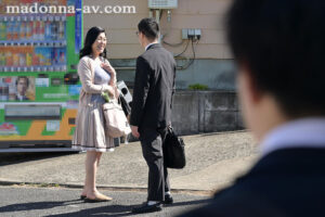 【roe00152】再婚する母へ…嫉妬した僕の止まらない中出し近親相姦 豊崎清香